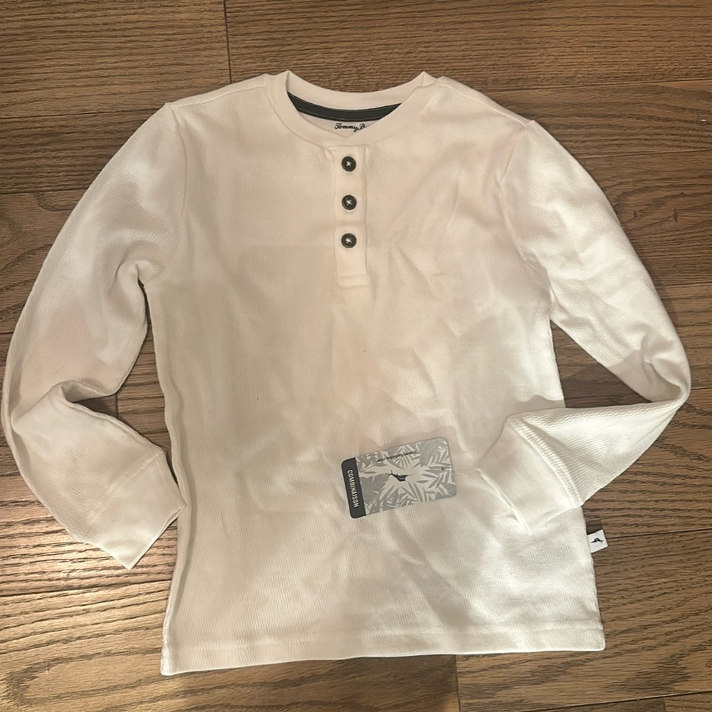 🐟*NEW with tags* Tommy Bahama Button Henley🐟